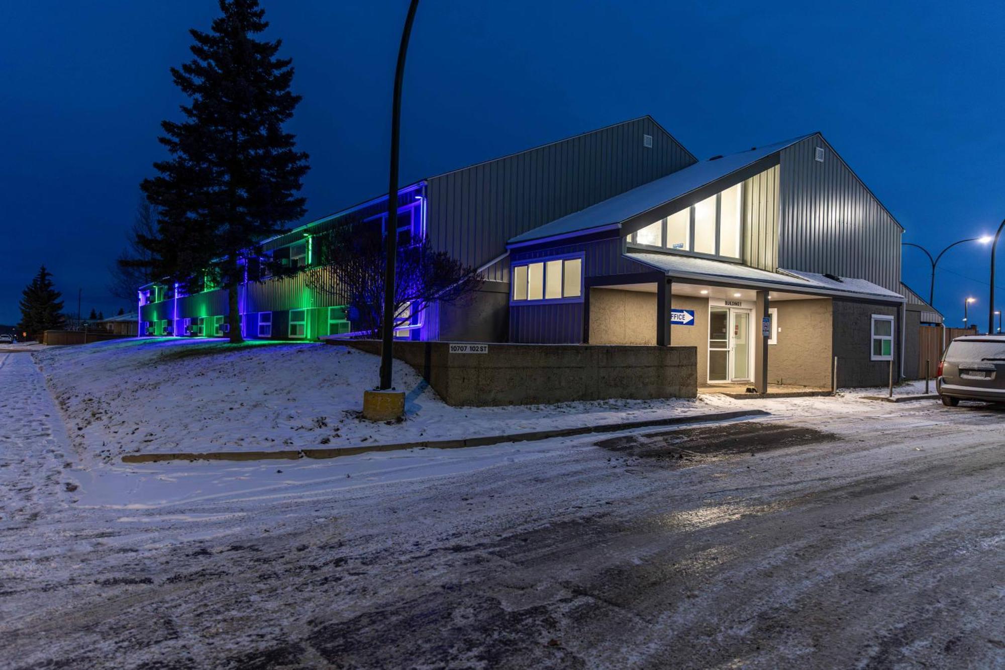 Northern Lights Inn Fort St. John 외부 사진