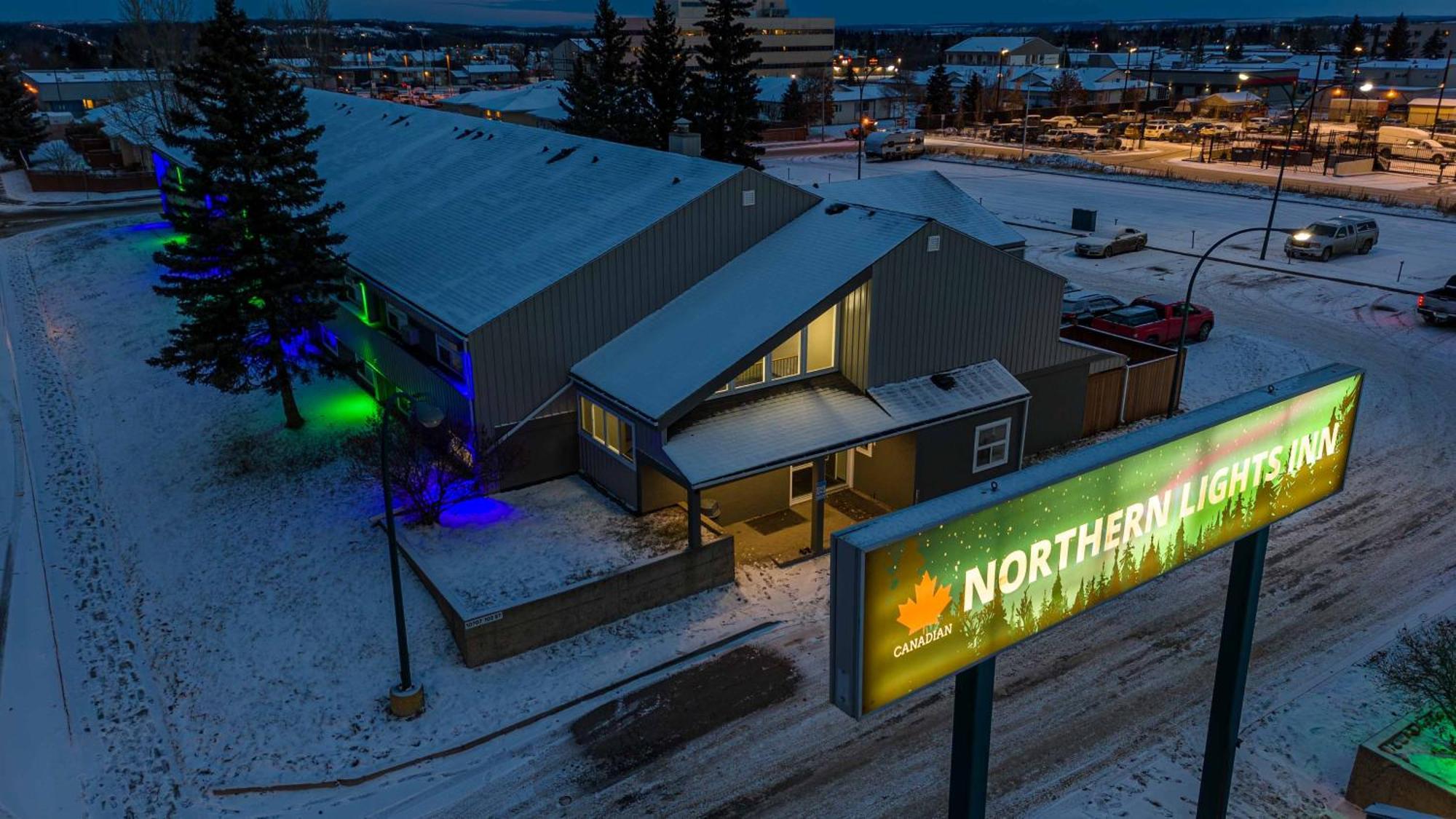 Northern Lights Inn Fort St. John 외부 사진