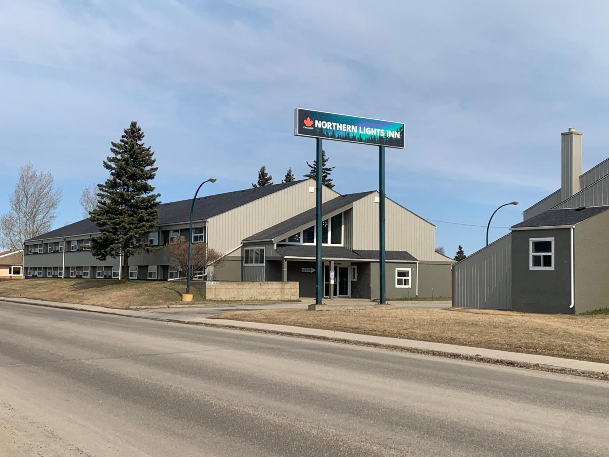Northern Lights Inn Fort St. John 외부 사진